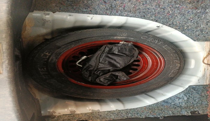 2021 Nissan MAGNITE XL TURBO, Petrol, Manual, 43,696 km, tyre