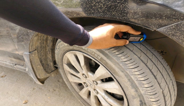 2012 Honda City 1.5L I-VTEC V AT, CNG, Automatic, 1,39,574 km, tyre