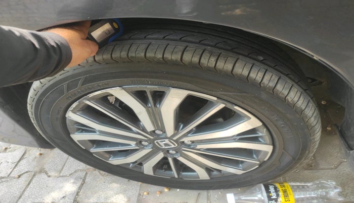 2019 Honda City 1.5L I-VTEC VX CVT, Petrol, Automatic, 1,73,676 km, tyre