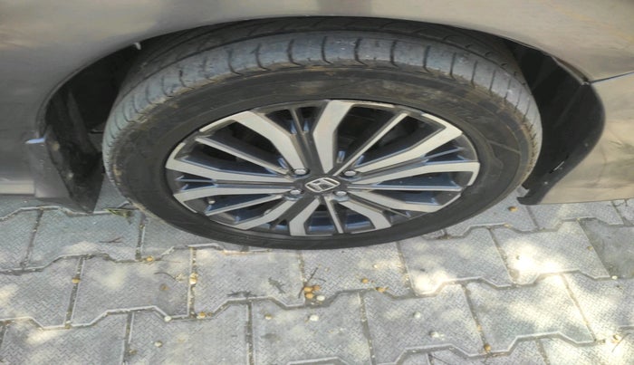 2019 Honda City 1.5L I-VTEC VX CVT, Petrol, Automatic, 1,73,676 km, tyre