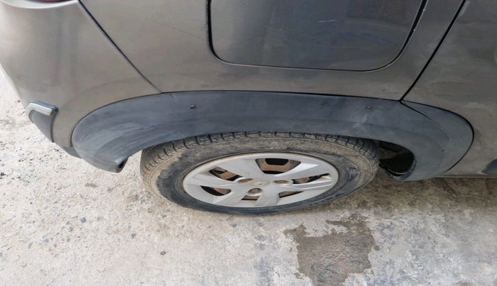 2016 Renault Kwid RXT 0.8, CNG, Manual, 76,203 km, tyre