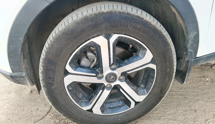 2023 Tata NEXON XZ PLUS PETROL SUNROOF, CNG, Manual, 1,12,525 km, tyre