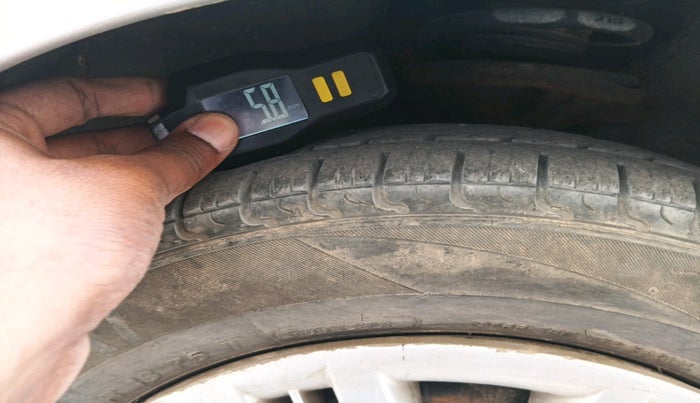 2013 Hyundai Santro Xing GLS, Petrol, Manual, 54,714 km, tyre