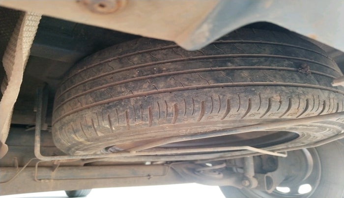 2020 Renault Duster RXS 1.5 PETROL MT, Petrol, Manual, 53,995 km, tyre