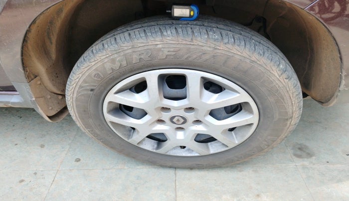 2020 Renault Duster RXS 1.5 PETROL MT, Petrol, Manual, 53,995 km, tyre