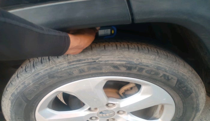 2017 Jeep Compass LIMITED (O) 1.4 PETROL AT, Petrol, Automatic, 53,130 km, tyre