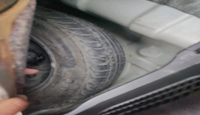 2011 Hyundai i20 MAGNA (O) 1.2, Petrol, Manual, 16,544 km, tyre