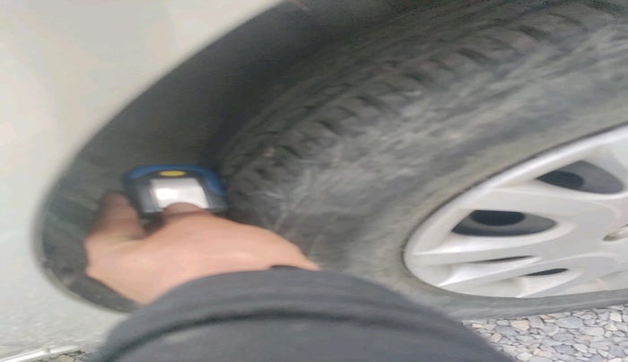 2011 Hyundai i20 MAGNA (O) 1.2, Petrol, Manual, 16,544 km, tyre