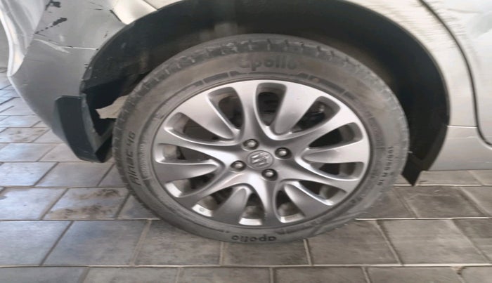 2018 Maruti Baleno ALPHA CVT PETROL 1.2, Petrol, Automatic, 60,723 km, tyre