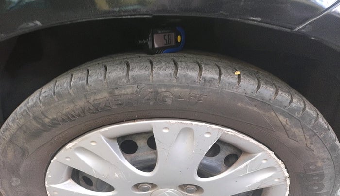 2012 Honda Brio S MT, Petrol, Manual, 1,15,185 km, tyre