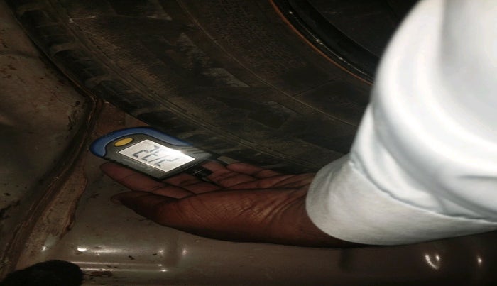 2018 Mahindra KUV 100 NXT K4+ D 6 STR, Diesel, Manual, 1,77,614 km, tyre