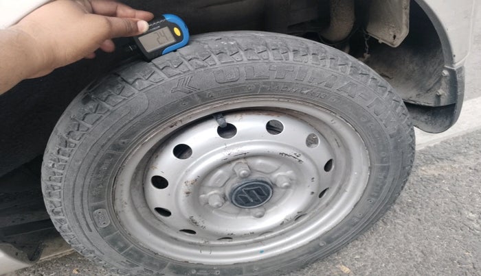 2011 Maruti Wagon R 1.0 LXI CNG, CNG, Manual, 1,09,687 km, tyre