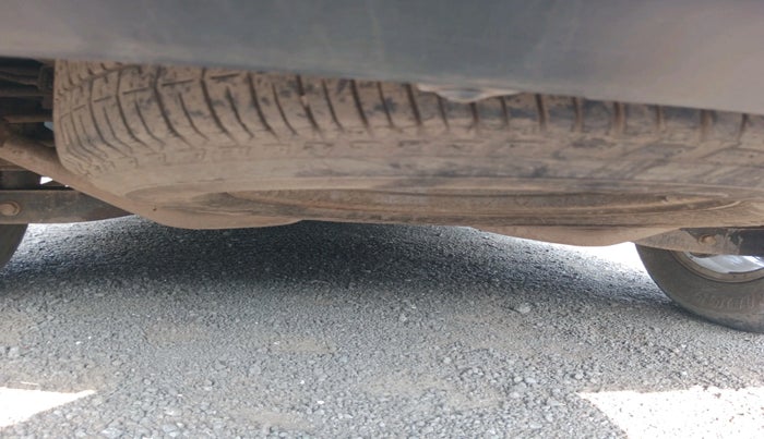 2016 Mahindra XUV500 W10, Diesel, Manual, 1,09,066 km, tyre