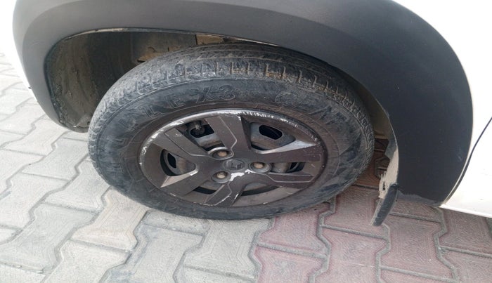 2018 Renault Kwid RXT 1.0, Petrol, Manual, 77,465 km, tyre