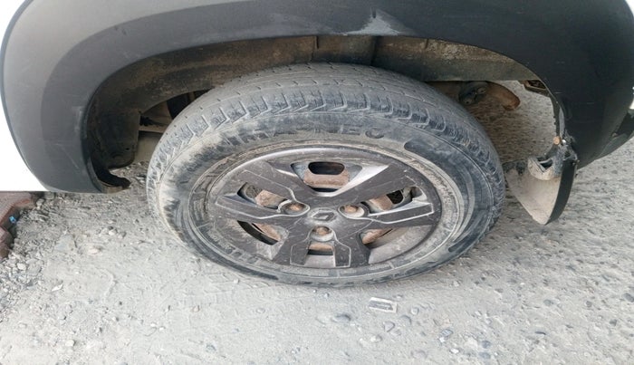 2018 Renault Kwid RXT 1.0, Petrol, Manual, 77,465 km, tyre