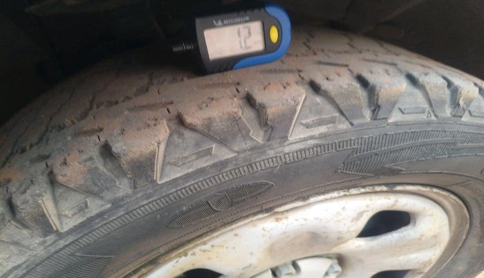 2014 Renault Duster 85 PS RXE DIESEL, Diesel, Manual, 77,522 km, tyre