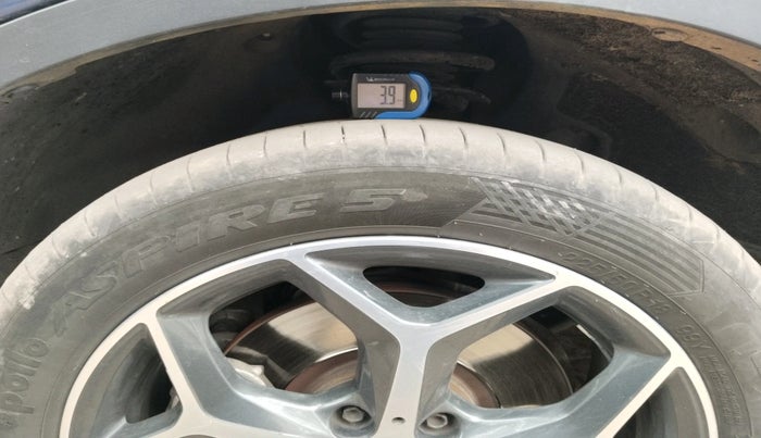 2018 BMW X1 sDrive 20d x Line, Diesel, Automatic, 83,111 km, tyre