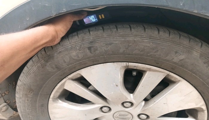 2015 Maruti S Cross ZETA 1.3, Diesel, Manual, 76,501 km, tyre