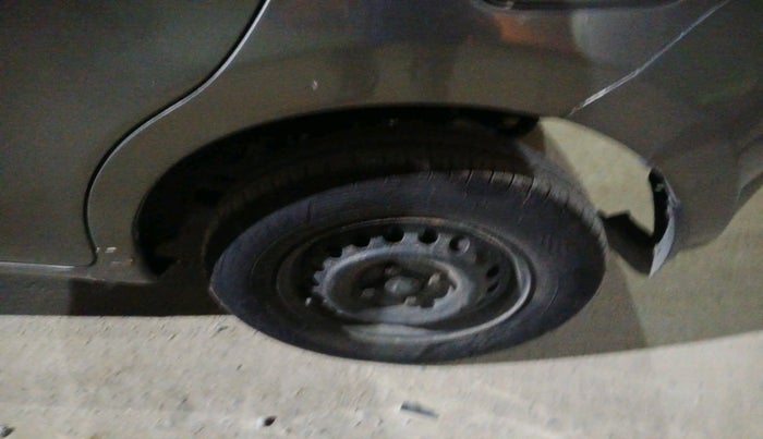 2016 Datsun Go T, Petrol, Manual, 58,264 km, tyre