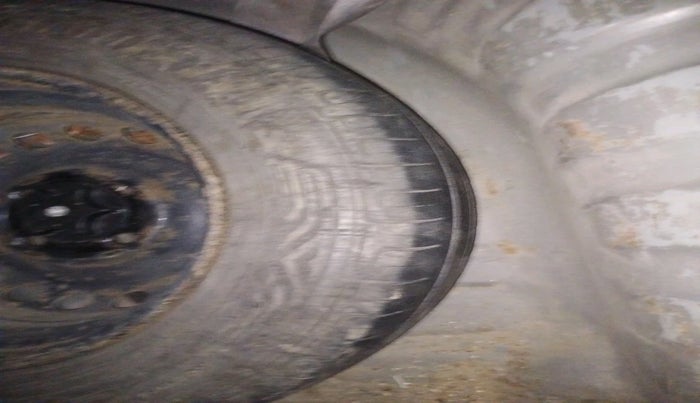 2016 Datsun Go T, Petrol, Manual, 58,264 km, tyre