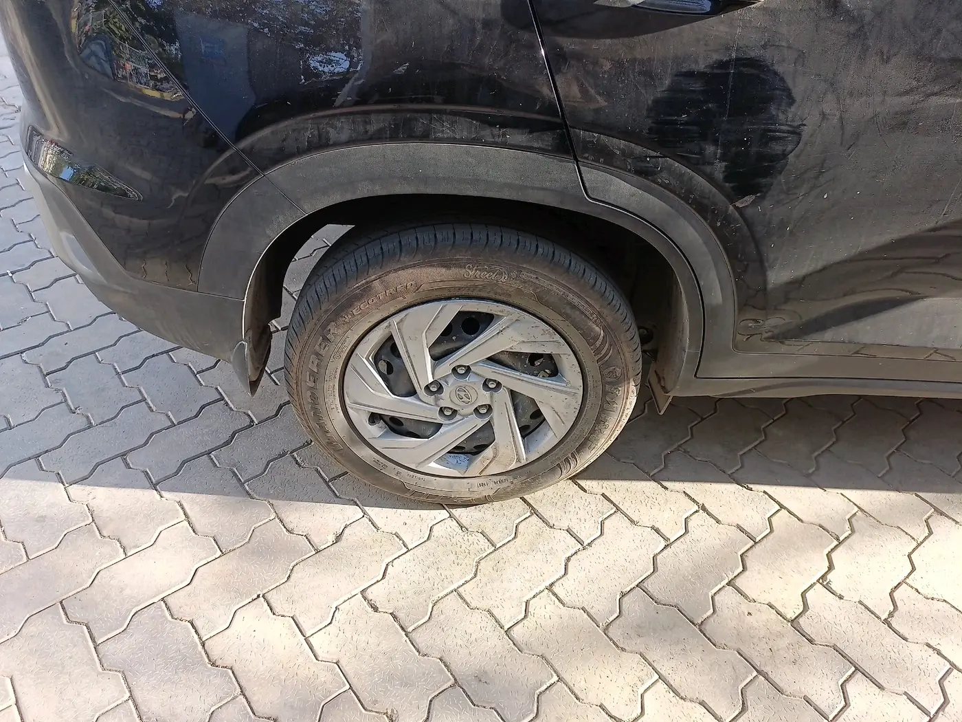 2024 Hyundai Creta E 1.5 PETROL, Petrol, Manual, 9,379 km, tyre