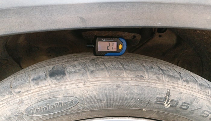 2019 KIA SELTOS HTE 1.5 DIESEL, Diesel, Manual, 2,02,459 km, tyre