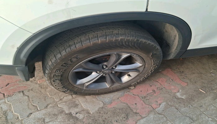 2021 Tata Harrier XT PLUS 2.0L KRYOTEC, Diesel, Manual, 1,35,486 km, tyre