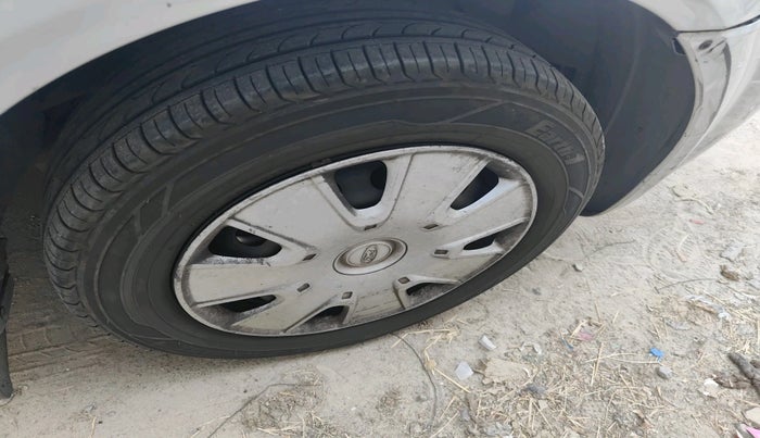 2013 Ford Classic CLXI 1.4 DIESEL, Diesel, Manual, 1,13,801 km, tyre