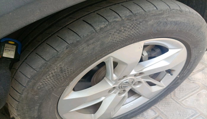 2021 MG HECTOR SUPER HYBRID 1.5 PETROL, Petrol, Manual, 36,437 km, tyre