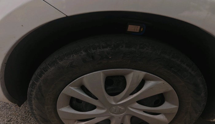 2022 Maruti Swift VXI, Petrol, Manual, 55,372 km, tyre