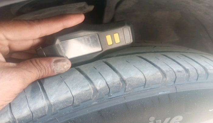 2018 Tata NEXON XZA PLUS PETROL DUAL TONE, Petrol, Automatic, 57,623 km, tyre