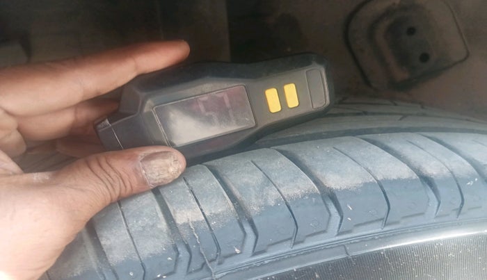 2018 Tata NEXON XZA PLUS PETROL DUAL TONE, Petrol, Automatic, 57,623 km, tyre