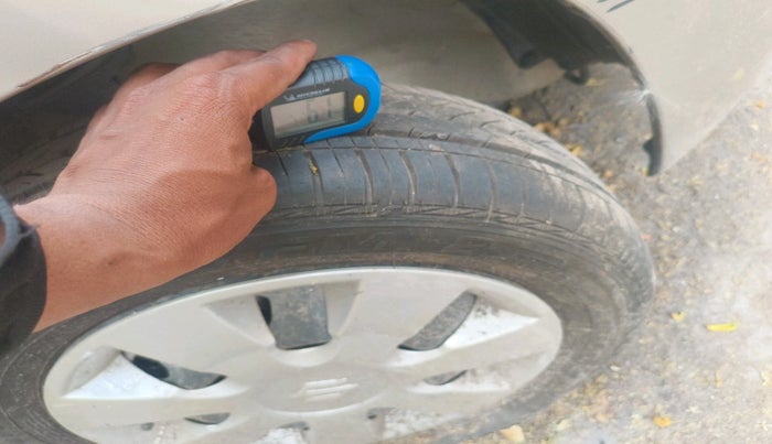 2014 Maruti Alto K10 VXI, Petrol, Manual, 14,589 km, tyre