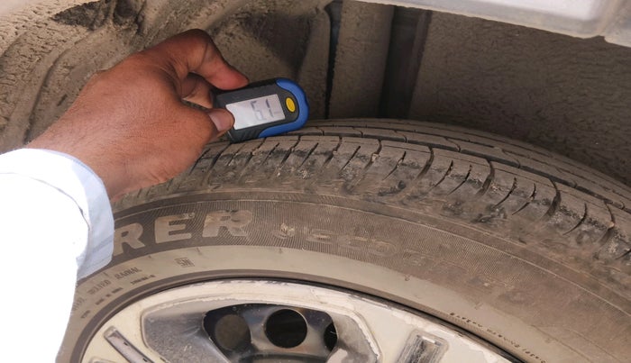 2024 Maruti BREZZA LXI S- CNG, CNG, Manual, 16,985 km, tyre