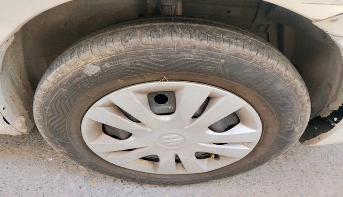 2012 Maruti Swift Dzire VXI, Petrol, Manual, 55,019 km, tyre