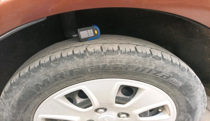 2018 Ford Ecosport TREND 1.5L PETROL, Petrol, Manual, 1,02,834 km, tyre