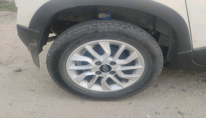 2017 Mahindra Kuv100 K6 D 6 STR, Diesel, Manual, 1,32,255 km, tyre