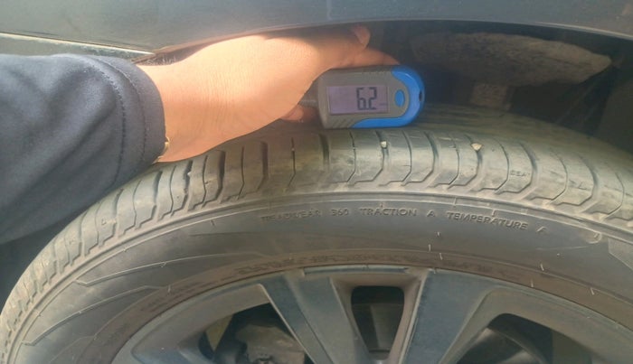 2025 Skoda SLAVIA AMBITION 1.0L TSI MT, Petrol, Manual, 15,124 km, tyre