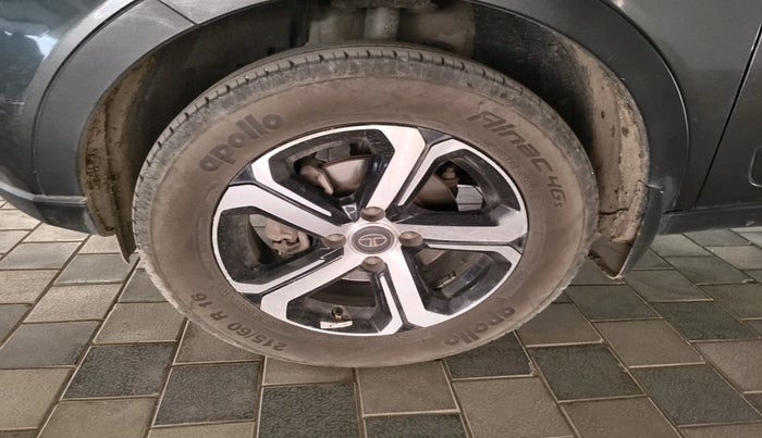 2022 Tata NEXON EV XZ PLUS, Electric, Automatic, 96,446 km, tyre