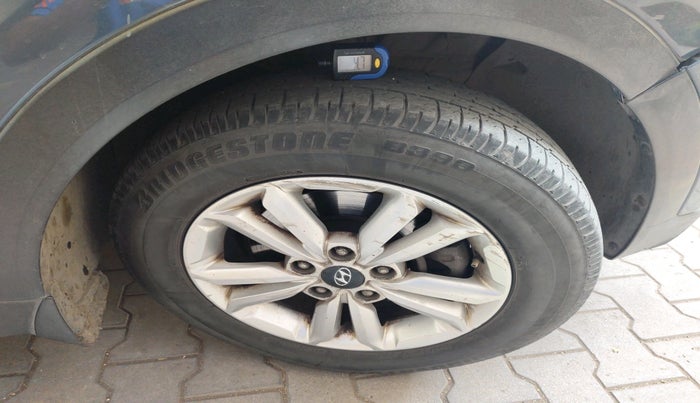 2016 Hyundai Creta SX 1.6 DIESEL, Diesel, Manual, 1,46,768 km, tyre