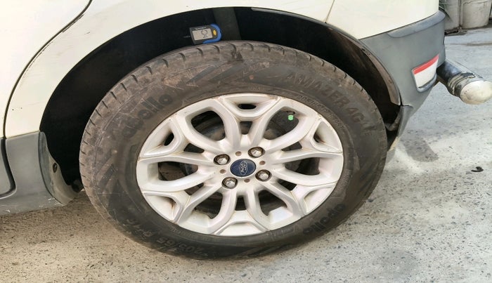 2014 Ford Ecosport TITANIUM 1.0L ECOBOOST, Petrol, Manual, 90,000 km, tyre