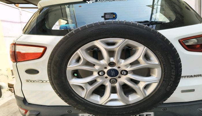 2014 Ford Ecosport TITANIUM 1.0L ECOBOOST, Petrol, Manual, 90,000 km, tyre