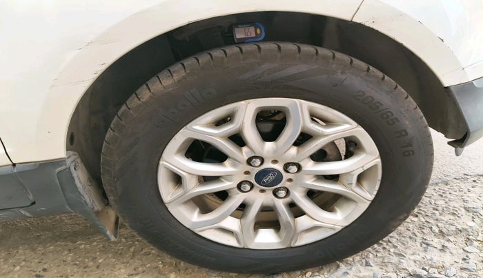 2014 Ford Ecosport TITANIUM 1.0L ECOBOOST, Petrol, Manual, 90,000 km, tyre