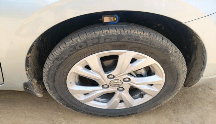 2024 Maruti Swift ZXi CNG, CNG, Manual, 21,255 km, tyre