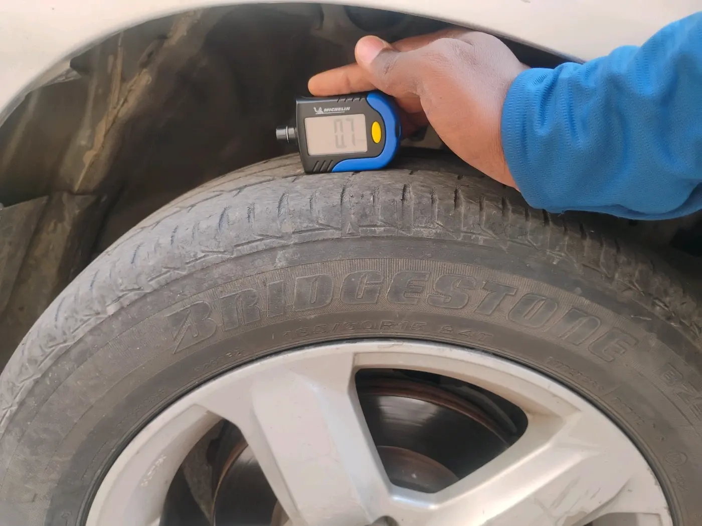 2011 Honda City 1.5L I-VTEC V MT, CNG, Manual, 95,306 km, tyre