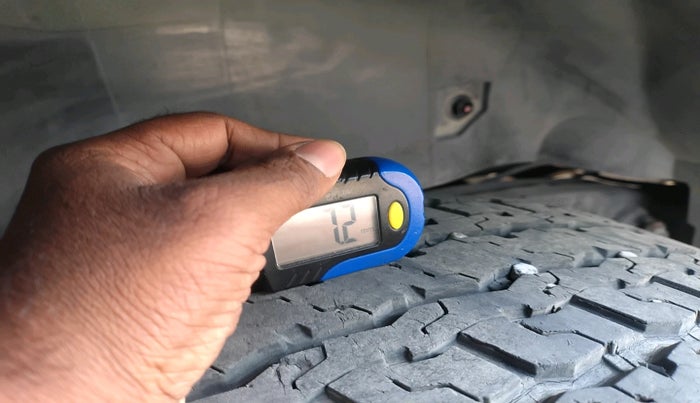 2021 Mahindra Thar LX  P 4WD AT CONVERTIBLE, Petrol, Automatic, 33,567 km, tyre