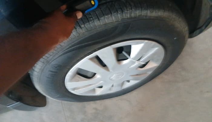 2012 Maruti Swift Dzire VDI, Diesel, Manual, 58,322 km, tyre
