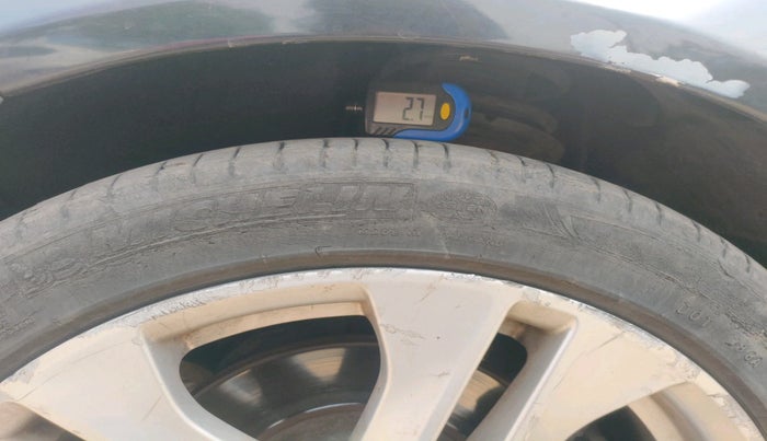 2013 Mercedes Benz C Class C250 CDI AT AVANTGARDE, Diesel, Automatic, 1,41,000 km, tyre