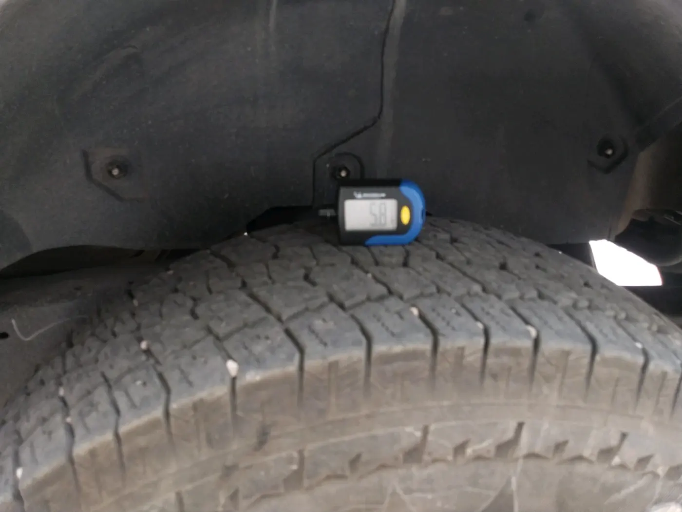 2024 Mahindra Thar LX P 2WD AT HT, Petrol, Automatic, 27,431 km, tyre