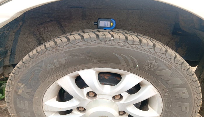 2008 Tata Safari 4X2 VX DICOR, Diesel, Manual, 1,59,478 km, tyre